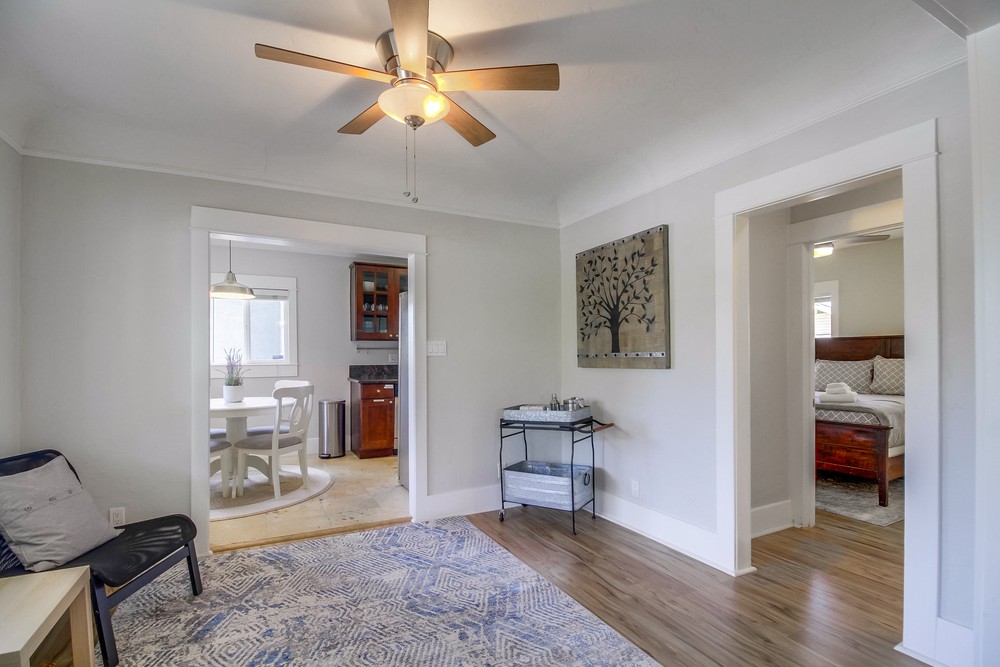 Virtual tour photo 17 of 68 for 3752 Bancroft St