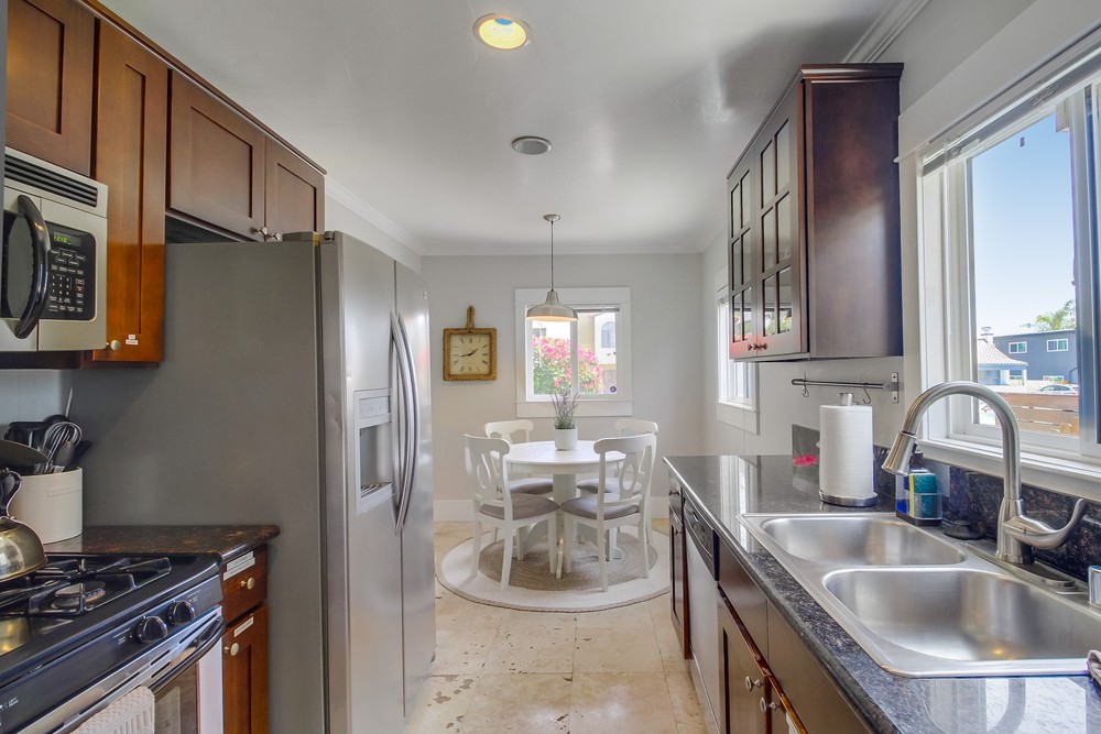 Virtual tour photo 30 of 68 for 3752 Bancroft St