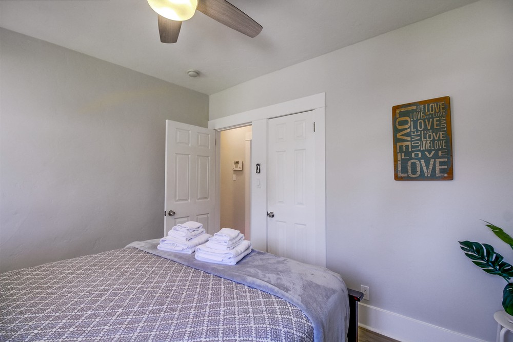 Virtual tour photo 35 of 68 for 3752 Bancroft St