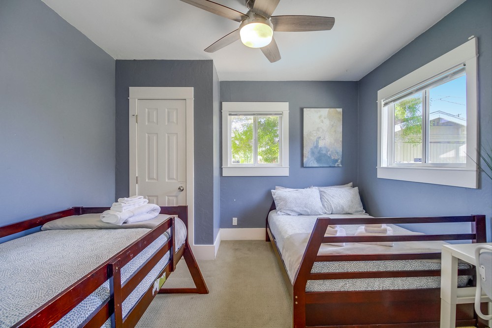 Virtual tour photo 39 of 68 for 3752 Bancroft St