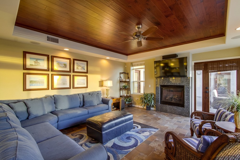 Virtual tour photo 11 of 59 for 3753 Ocean Front Walk