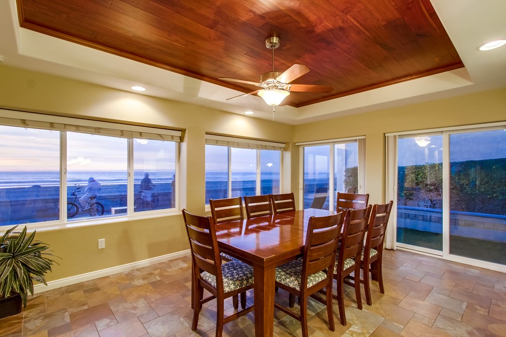 Virtual tour photo 16 of 59 for 3753 Ocean Front Walk