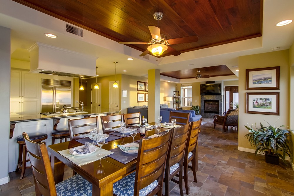 Virtual tour photo 20 of 59 for 3753 Ocean Front Walk