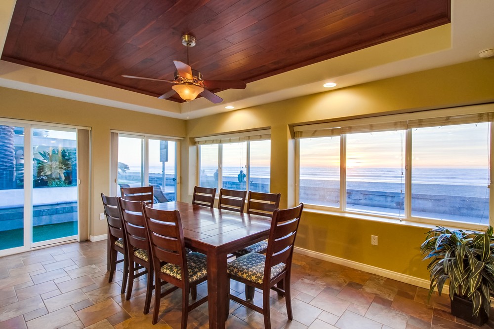 Virtual tour photo 28 of 59 for 3753 Ocean Front Walk