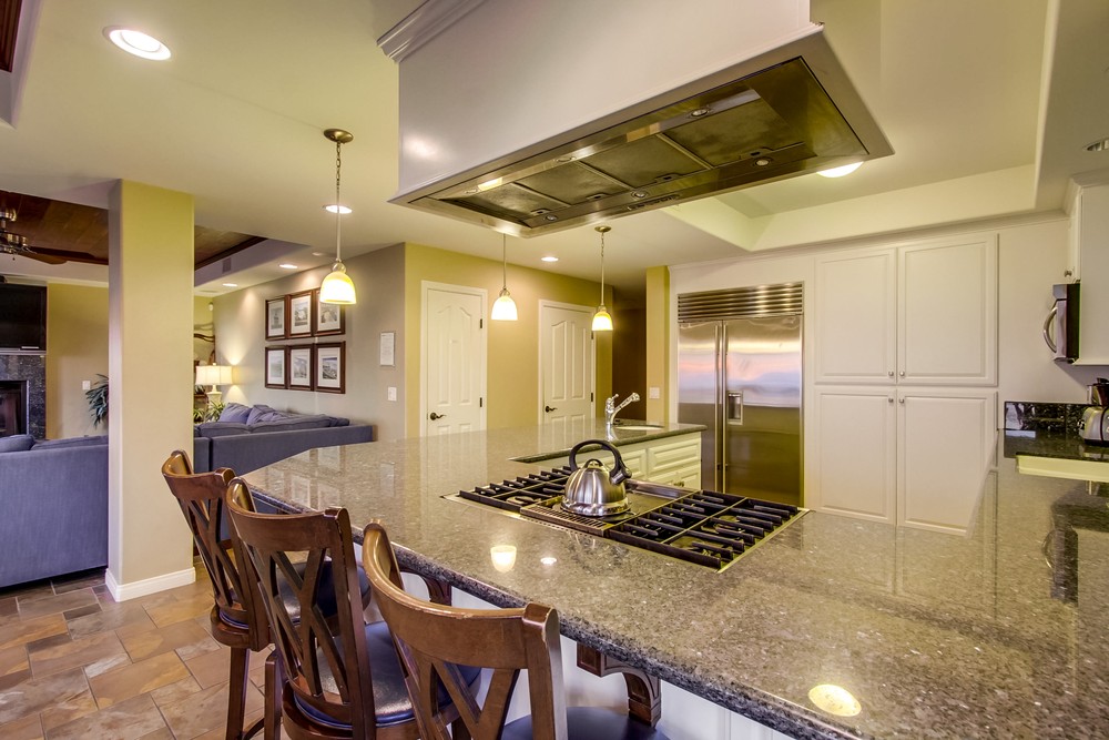 Virtual tour photo 36 of 59 for 3753 Ocean Front Walk