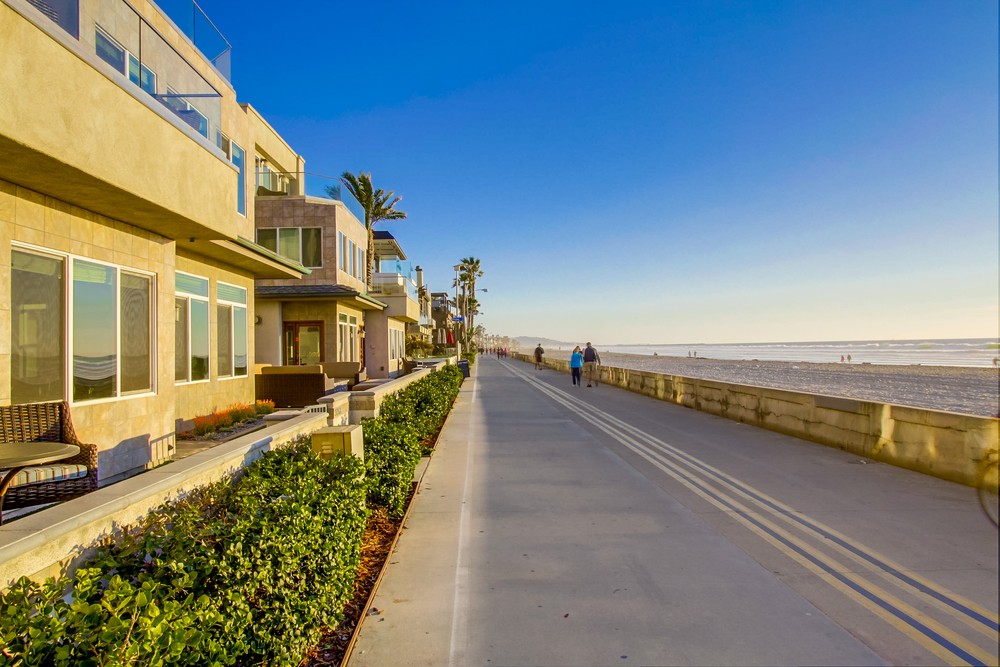 Virtual tour photo 49 of 59 for 3753 Ocean Front Walk