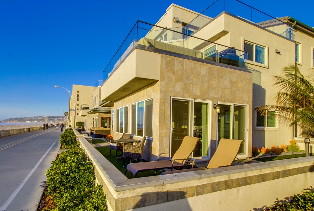 Virtual tour photo 50 of 59 for 3753 Ocean Front Walk