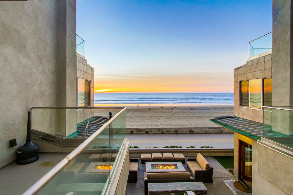 Virtual tour photo 53 of 59 for 3753 Ocean Front Walk