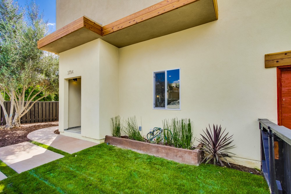 Virtual tour photo 5 of 46 for 3754 Alabama Street