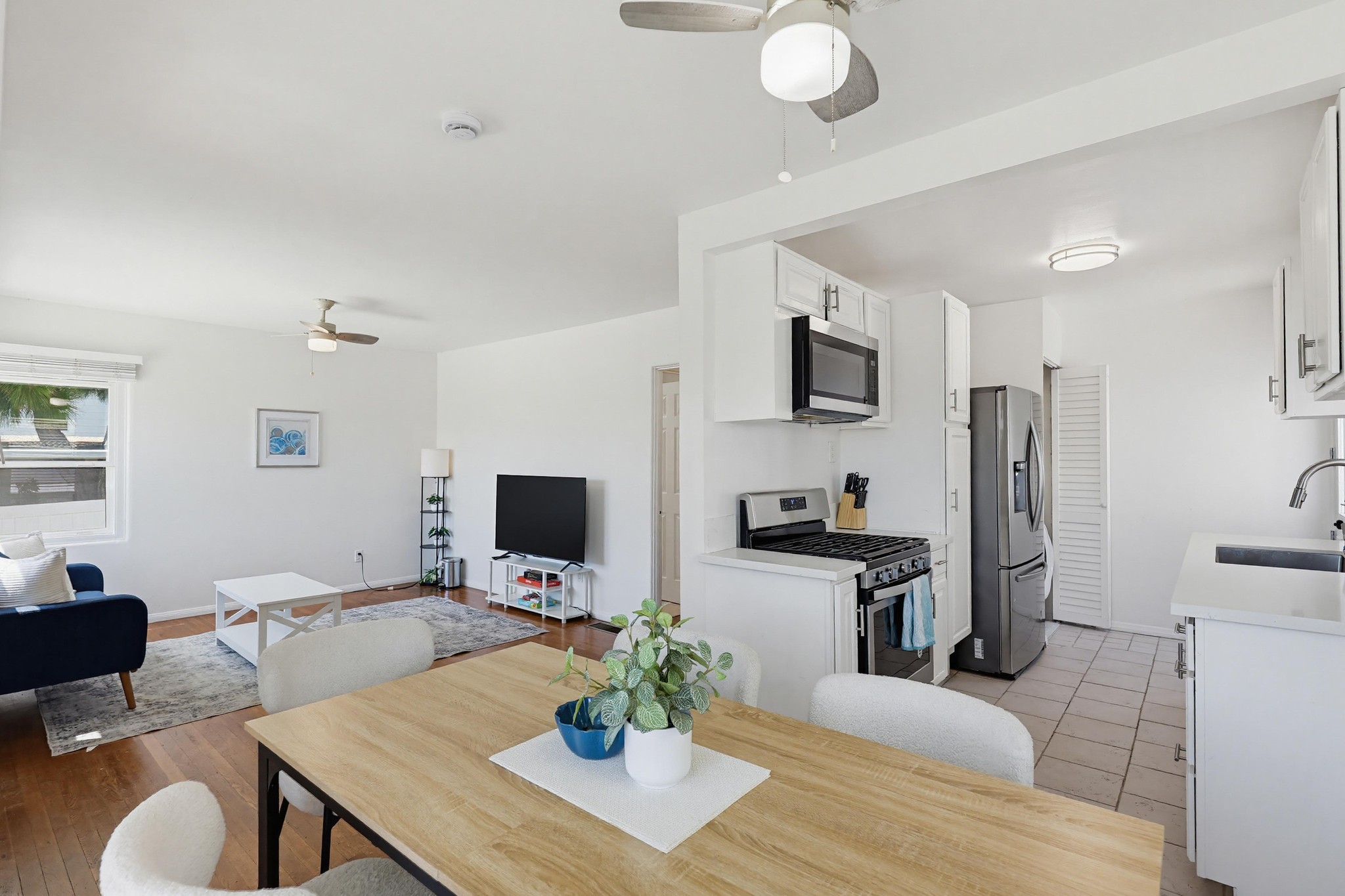 Virtual tour photo 15 of 64 for 3754 Tennyson St