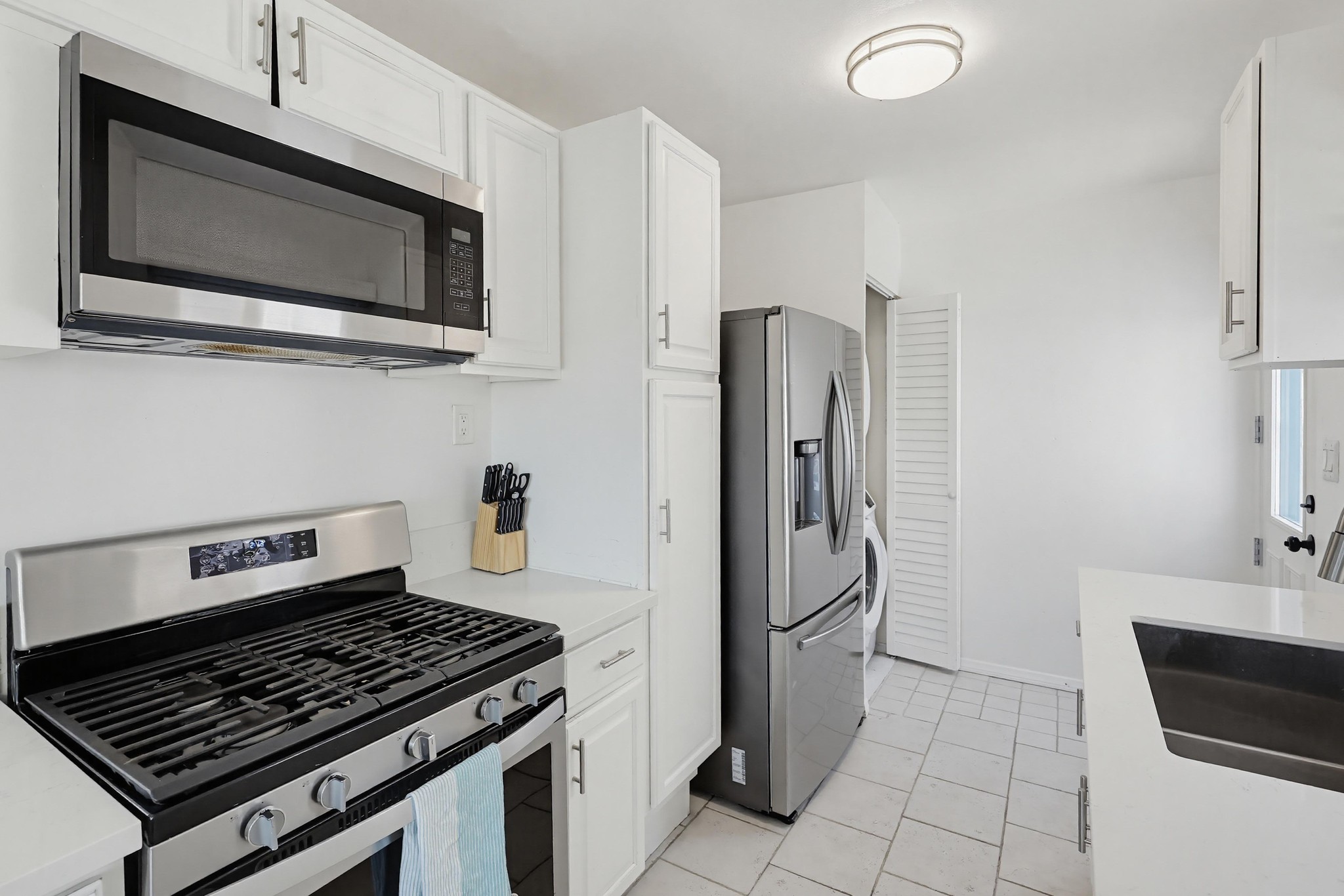 Virtual tour photo 17 of 64 for 3754 Tennyson St
