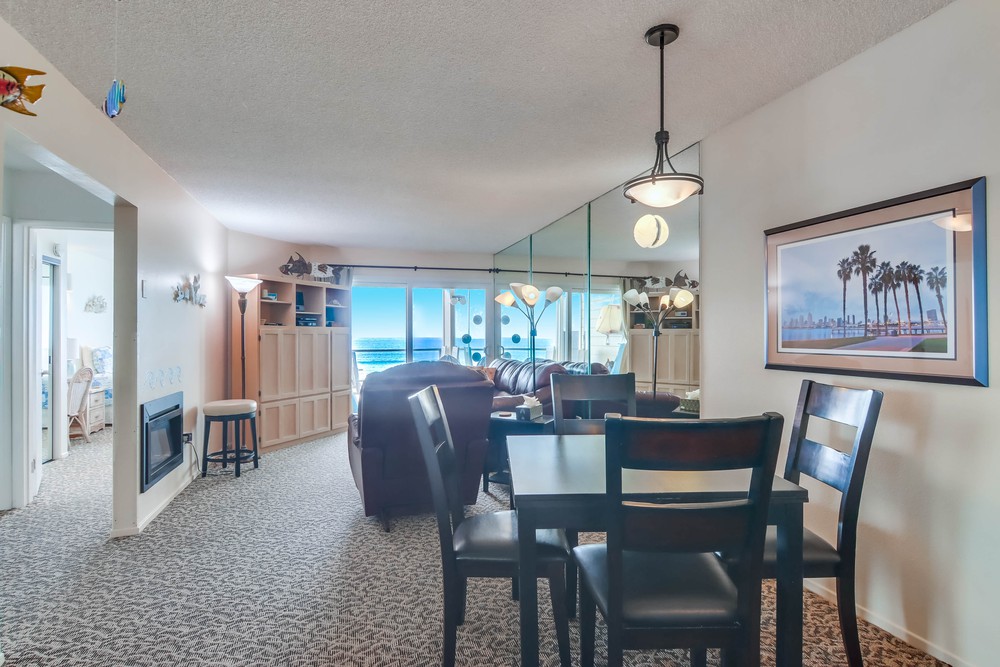 Virtual tour photo 8 of 33 for 3755 Ocean Front Walk