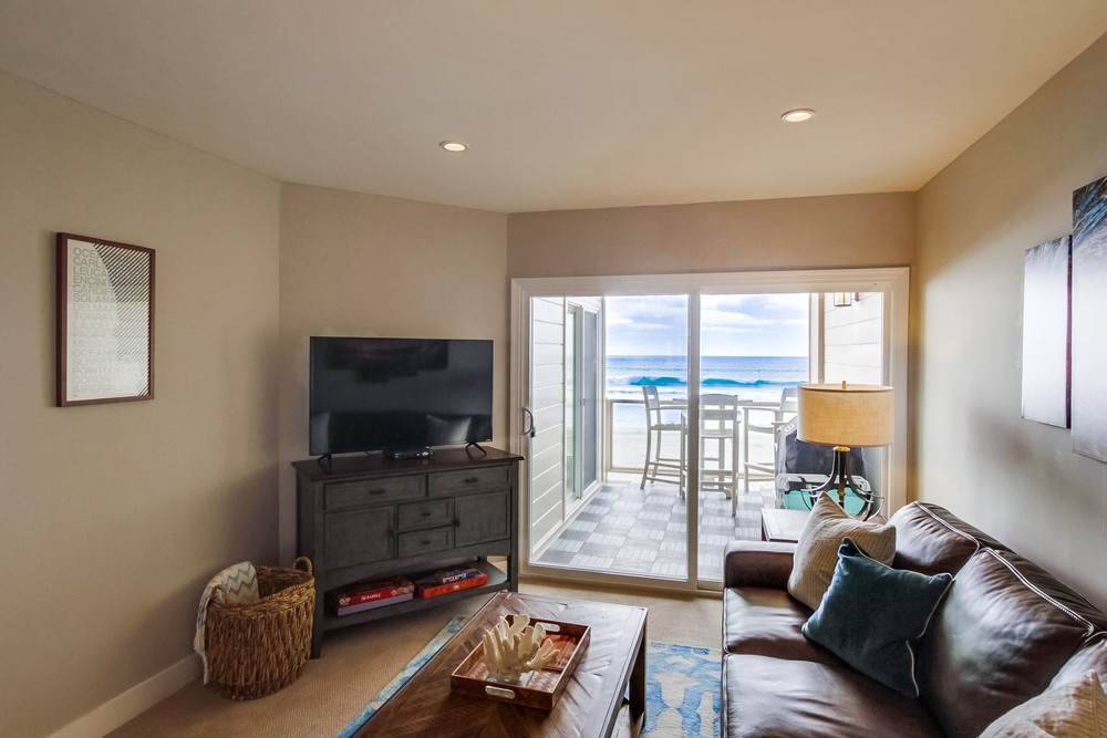 Virtual tour photo 4 of 28 for 3755 Ocean Front Walk #8