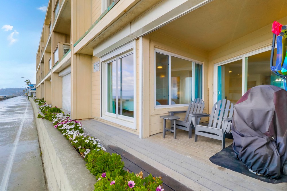 Virtual tour photo 6 of 46 for 3755 Ocean Front Walk UNIT 1
