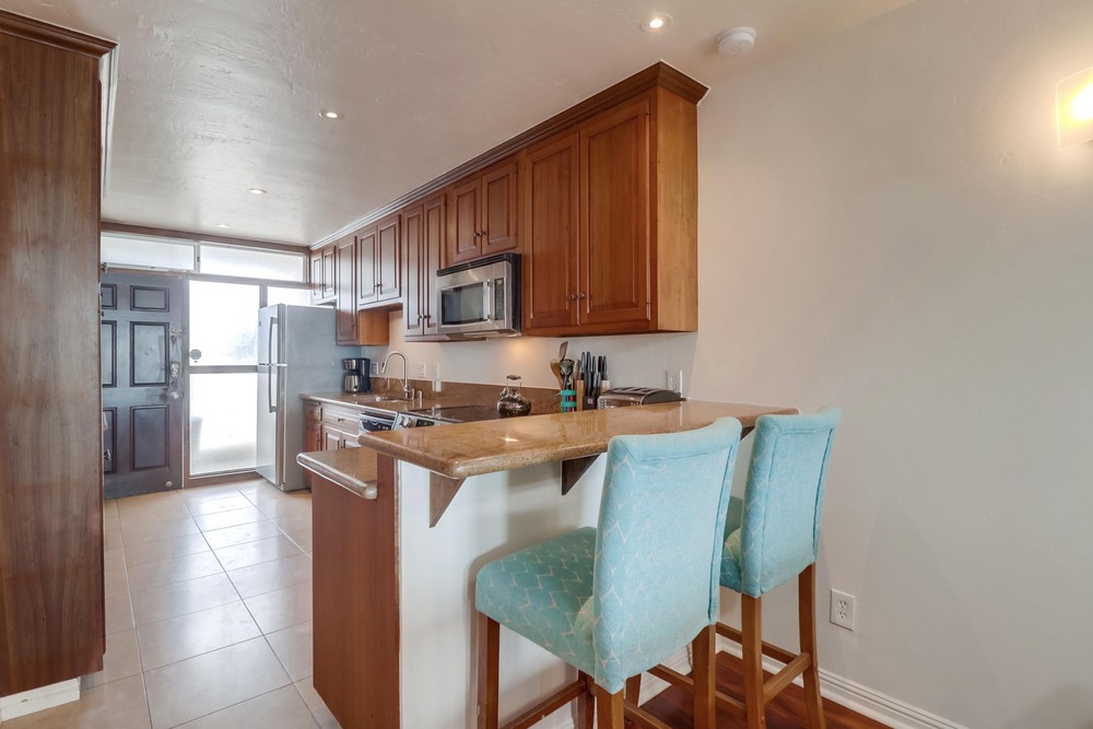 Virtual tour photo 20 of 46 for 3755 Ocean Front Walk UNIT 1
