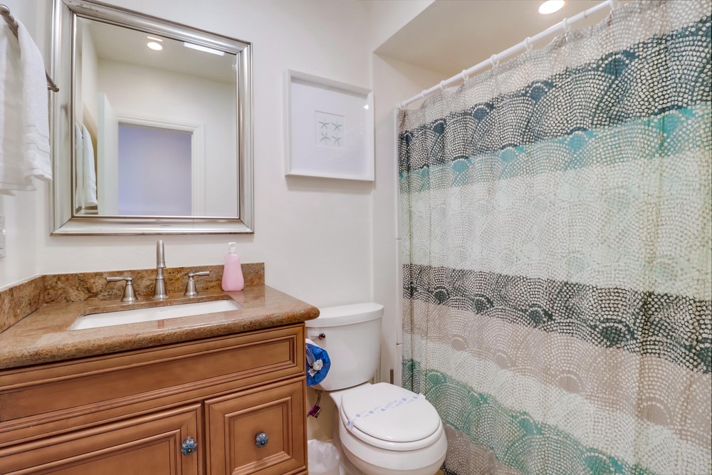 Virtual tour photo 36 of 46 for 3755 Ocean Front Walk UNIT 1