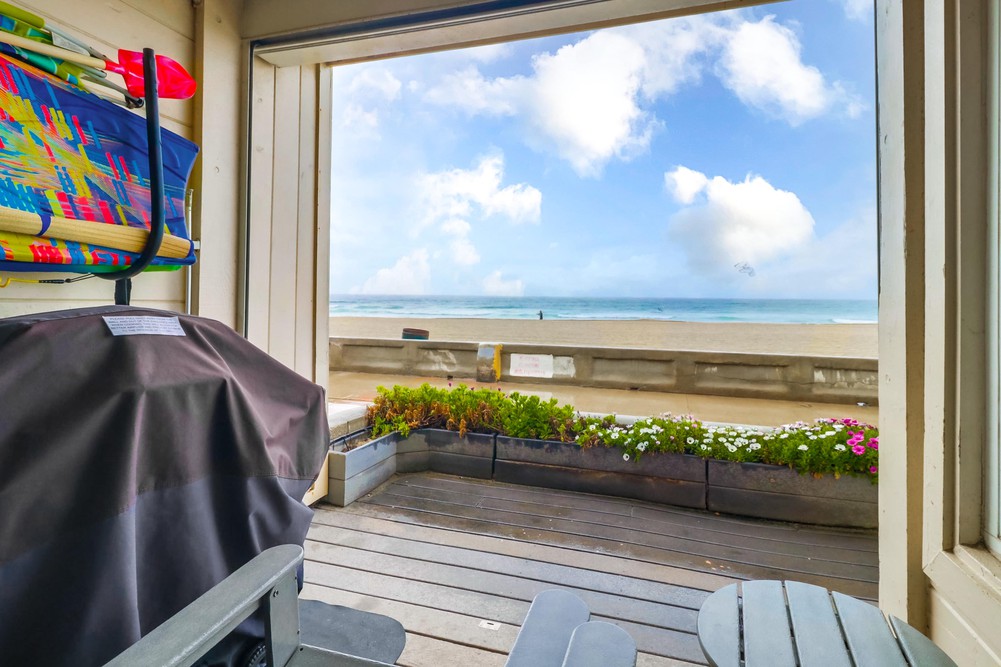 Virtual tour photo 41 of 46 for 3755 Ocean Front Walk UNIT 1