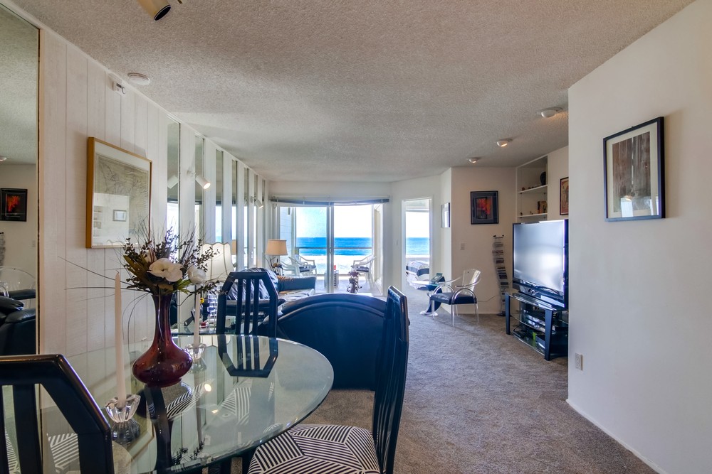 Virtual tour photo 5 of 40 for 3755 Ocean Front Walk UNIT 15