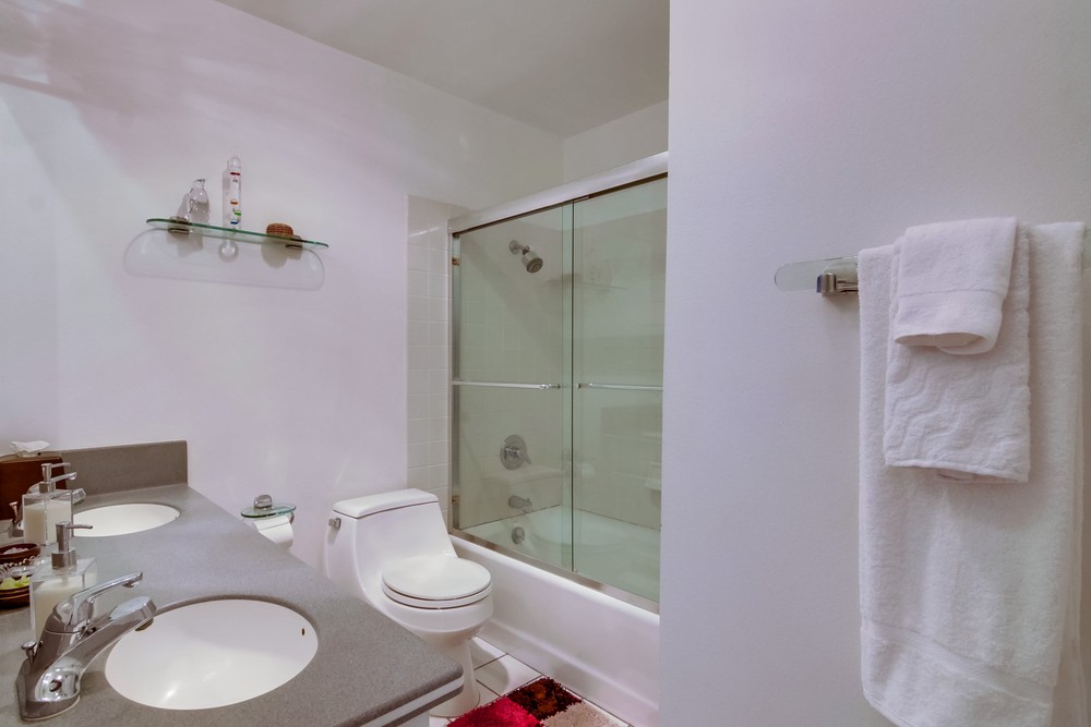 Virtual tour photo 21 of 40 for 3755 Ocean Front Walk UNIT 15