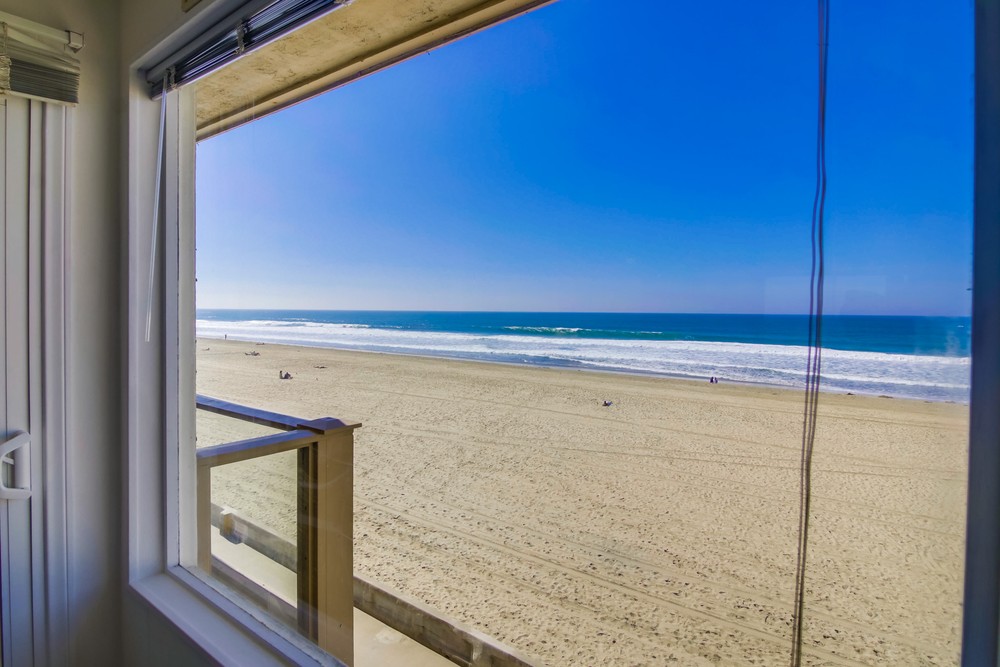 Virtual tour photo 29 of 40 for 3755 Ocean Front Walk UNIT 15