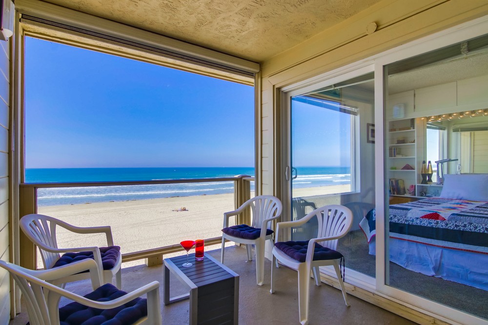 Virtual tour photo 32 of 40 for 3755 Ocean Front Walk UNIT 15