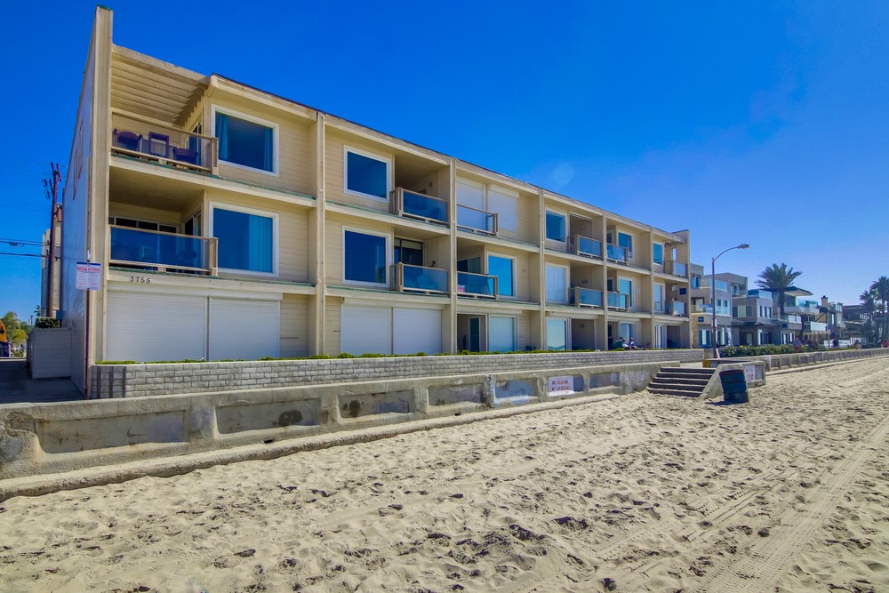 Virtual tour photo 41 of 40 for 3755 Ocean Front Walk UNIT 15
