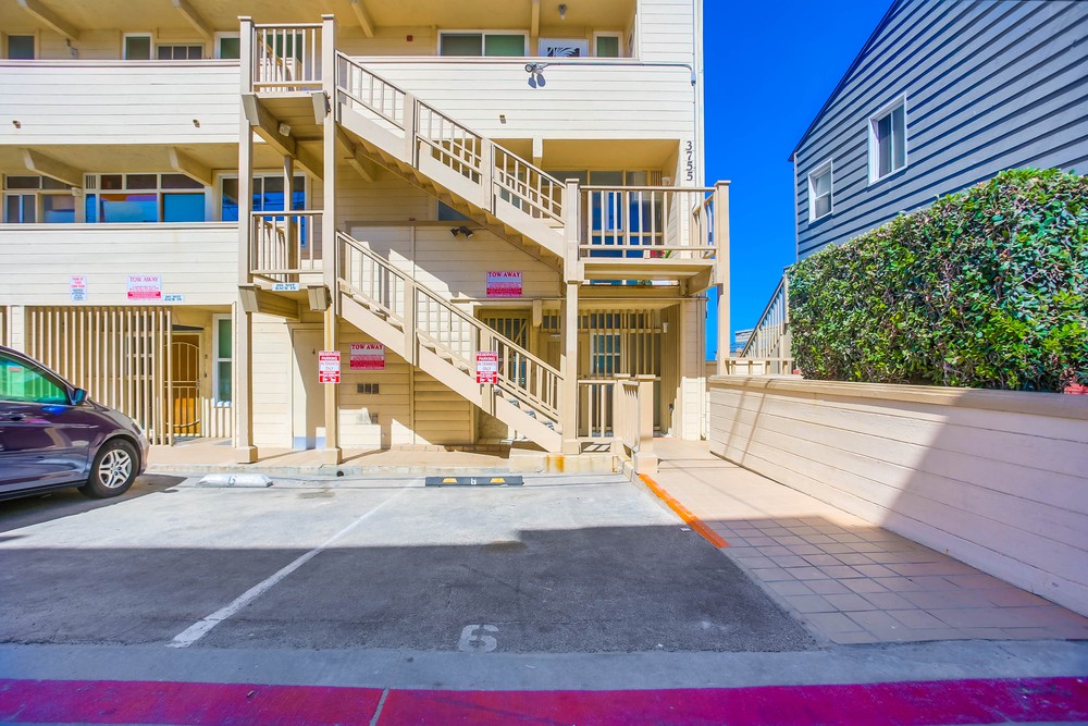 Virtual tour photo 1 of 37 for 3755 Ocean Front Walk UNIT 6