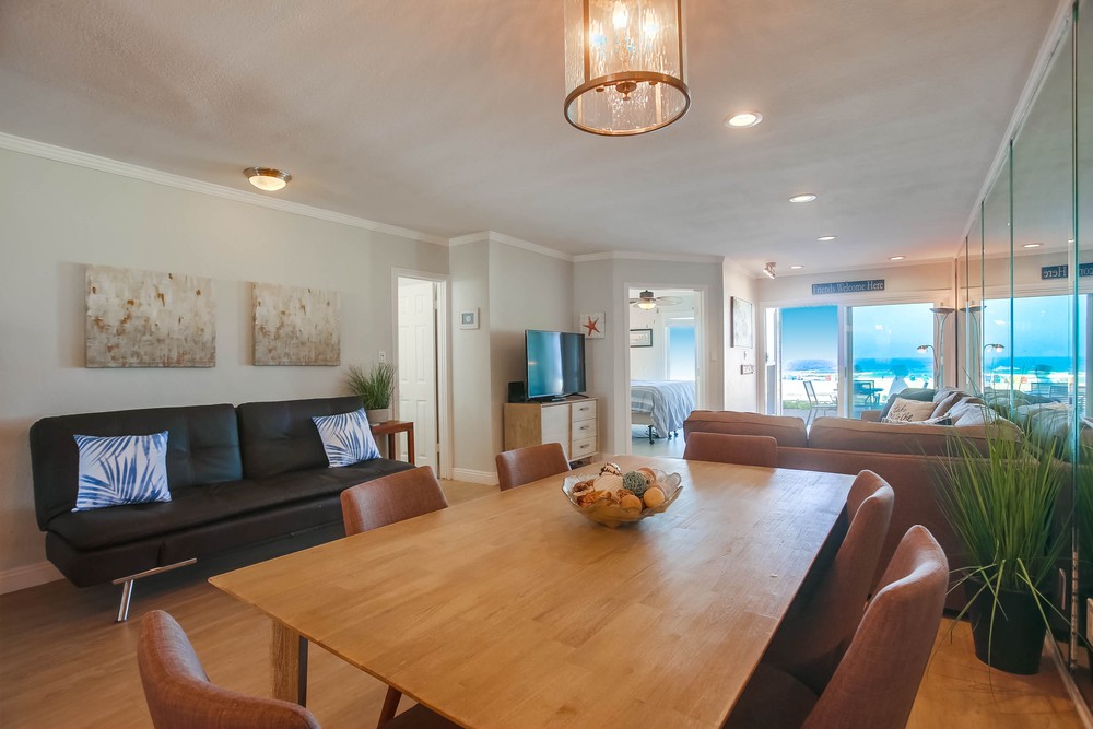 Virtual tour photo 6 of 37 for 3755 Ocean Front Walk UNIT 6