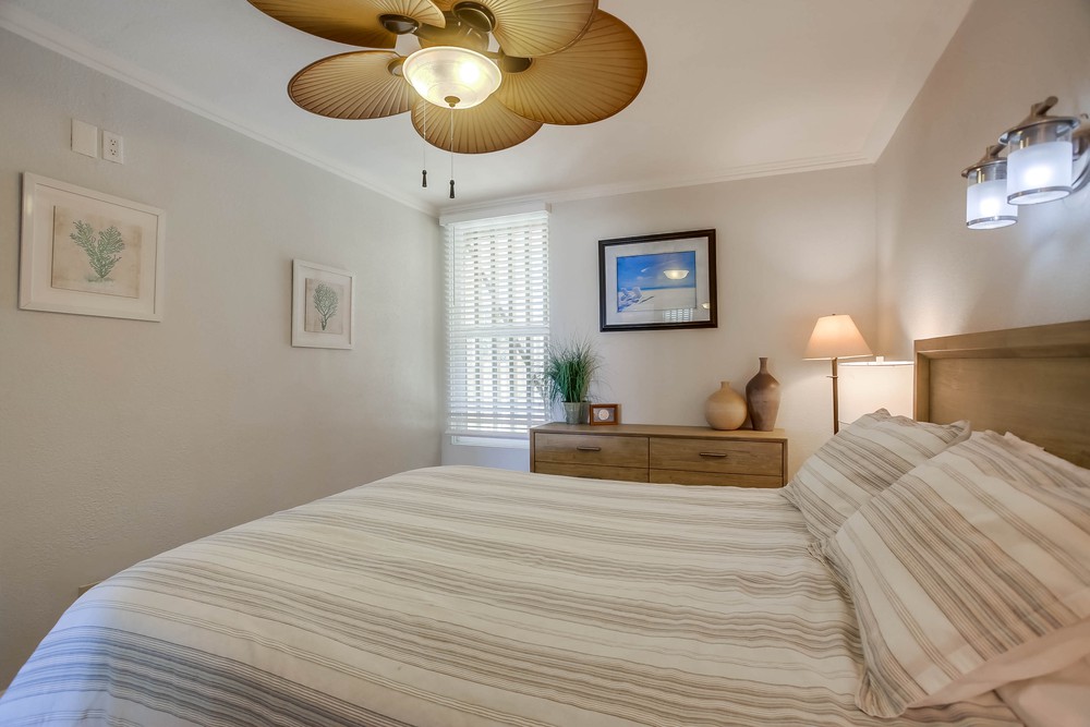 Virtual tour photo 23 of 37 for 3755 Ocean Front Walk UNIT 6