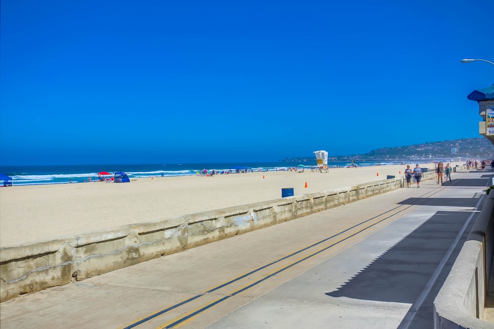 Virtual tour photo 35 of 37 for 3755 Ocean Front Walk UNIT 6