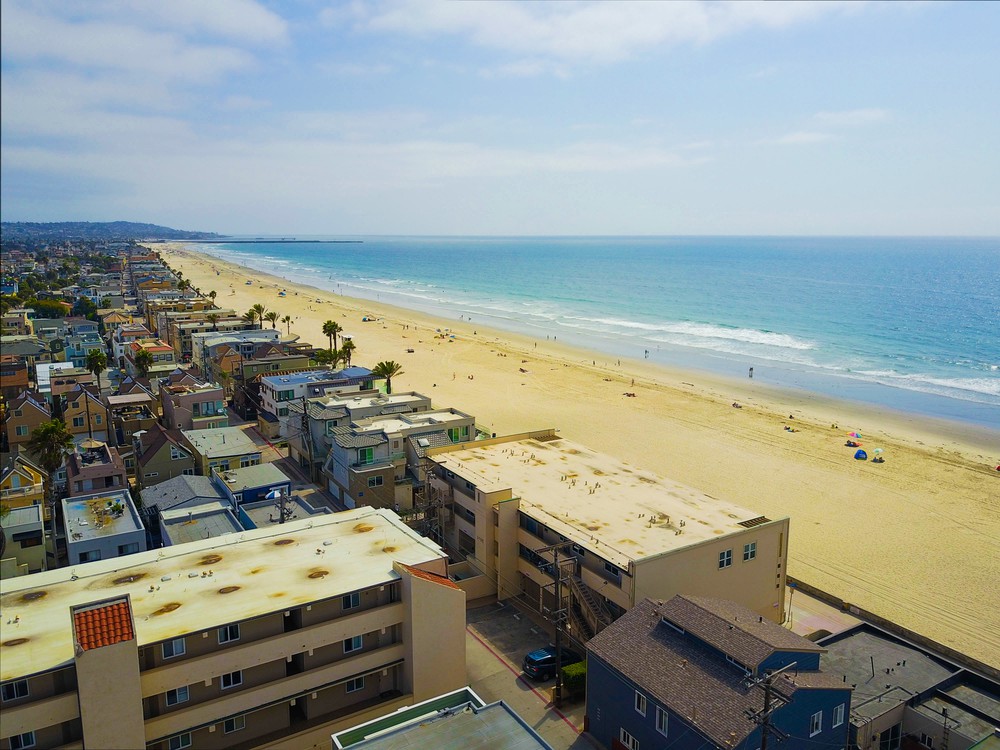 Virtual tour photo 15 of 28 for 3755 Ocean Front Walk