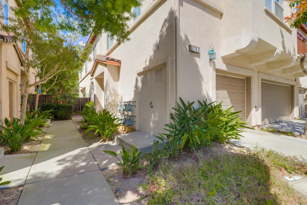 Virtual tour photo 4 of 58 for 3757 Carmel View Rd UNIT 5
