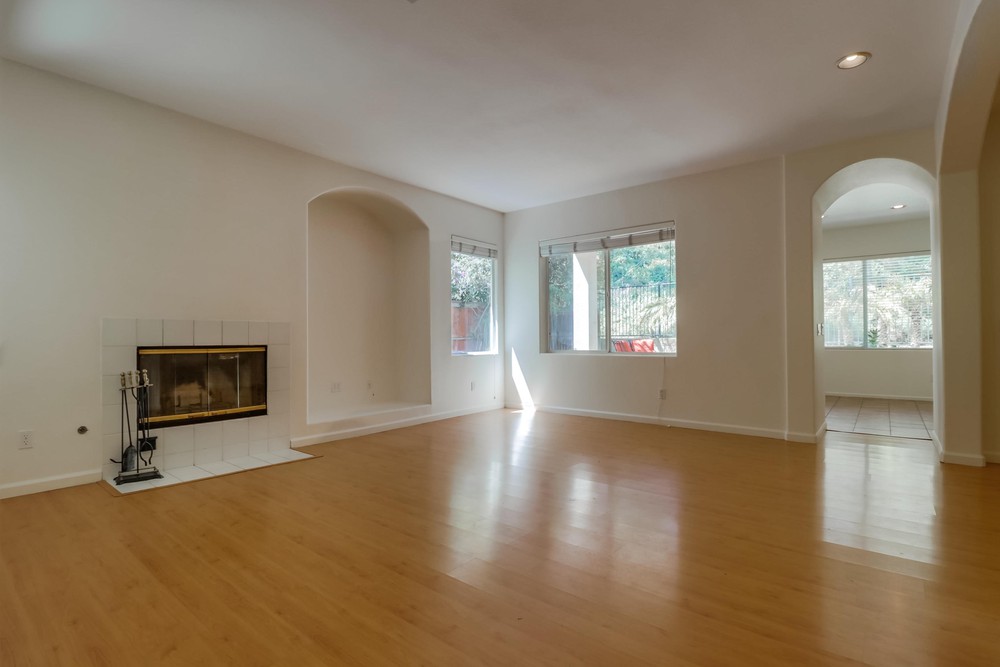 Virtual tour photo 9 of 58 for 3757 Carmel View Rd UNIT 5