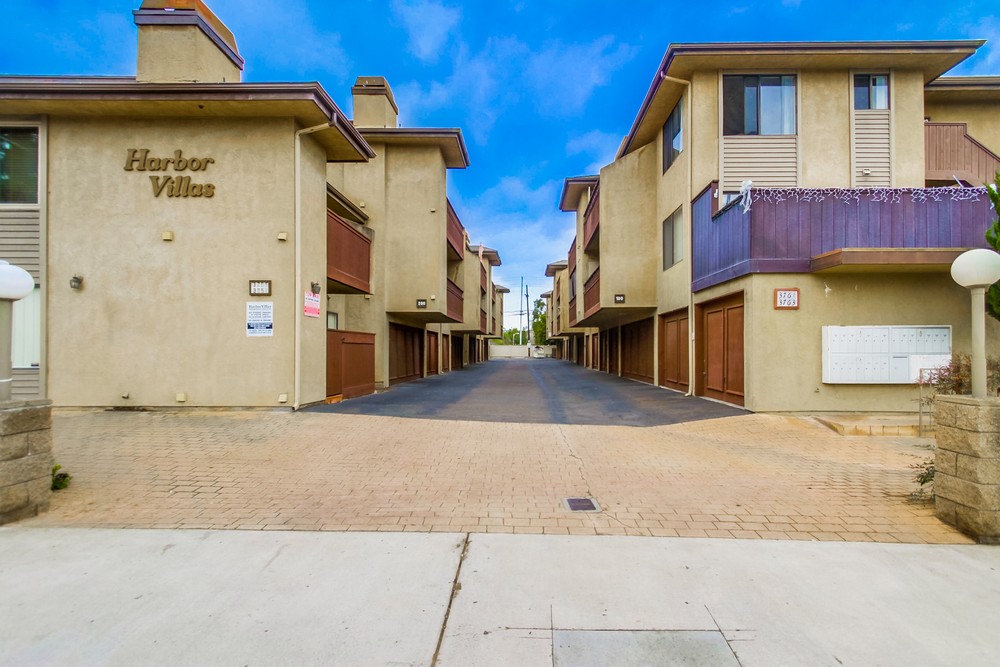 Virtual tour photo 4 of 46 for 3757 Udall St #303