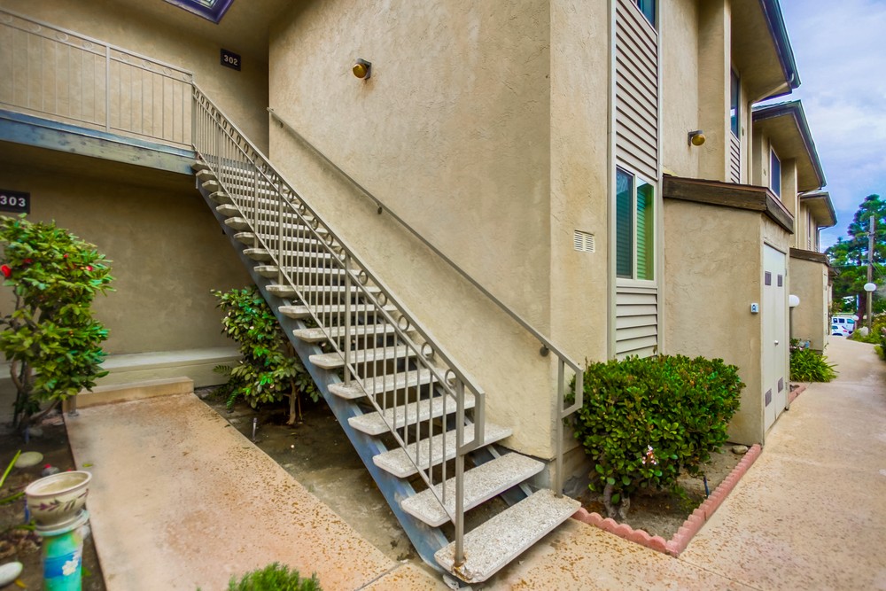 Virtual tour photo 5 of 46 for 3757 Udall St #303