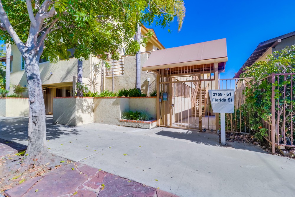 Virtual tour photo 1 of 27 for 3759 Florida St
