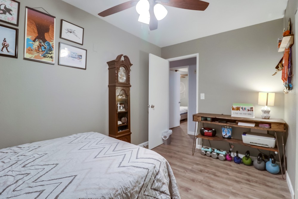 Virtual tour photo 24 of 27 for 3759 Florida St