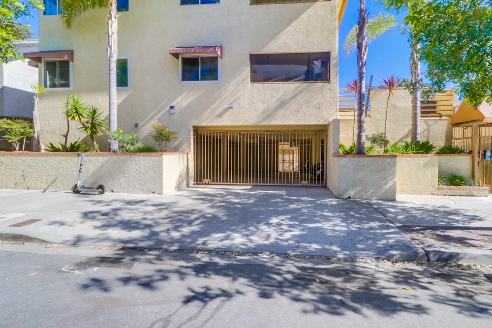 Virtual tour photo 27 of 27 for 3759 Florida St