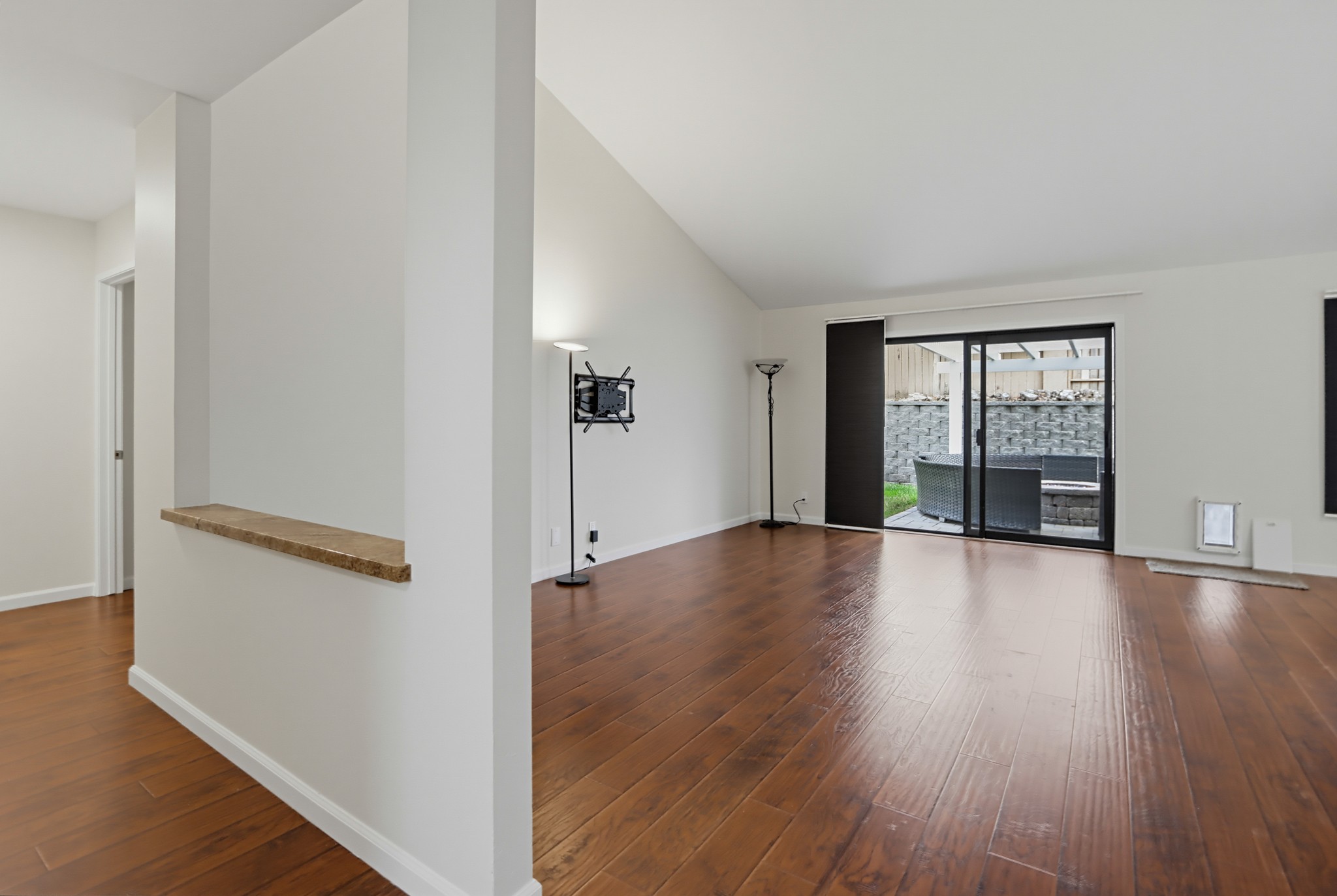 Virtual tour photo 9 of 59 for 376 Camino Elevado