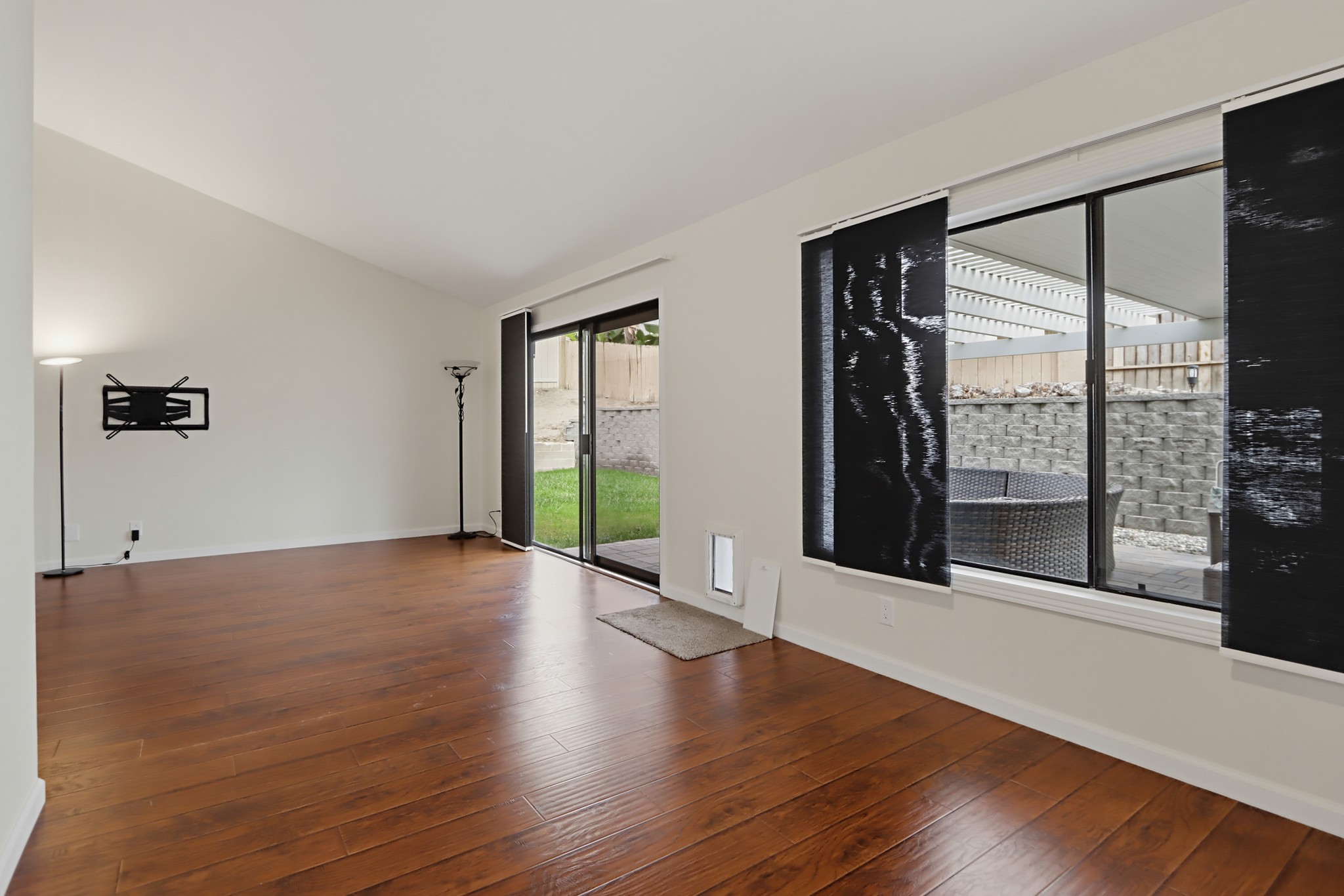 Virtual tour photo 11 of 59 for 376 Camino Elevado