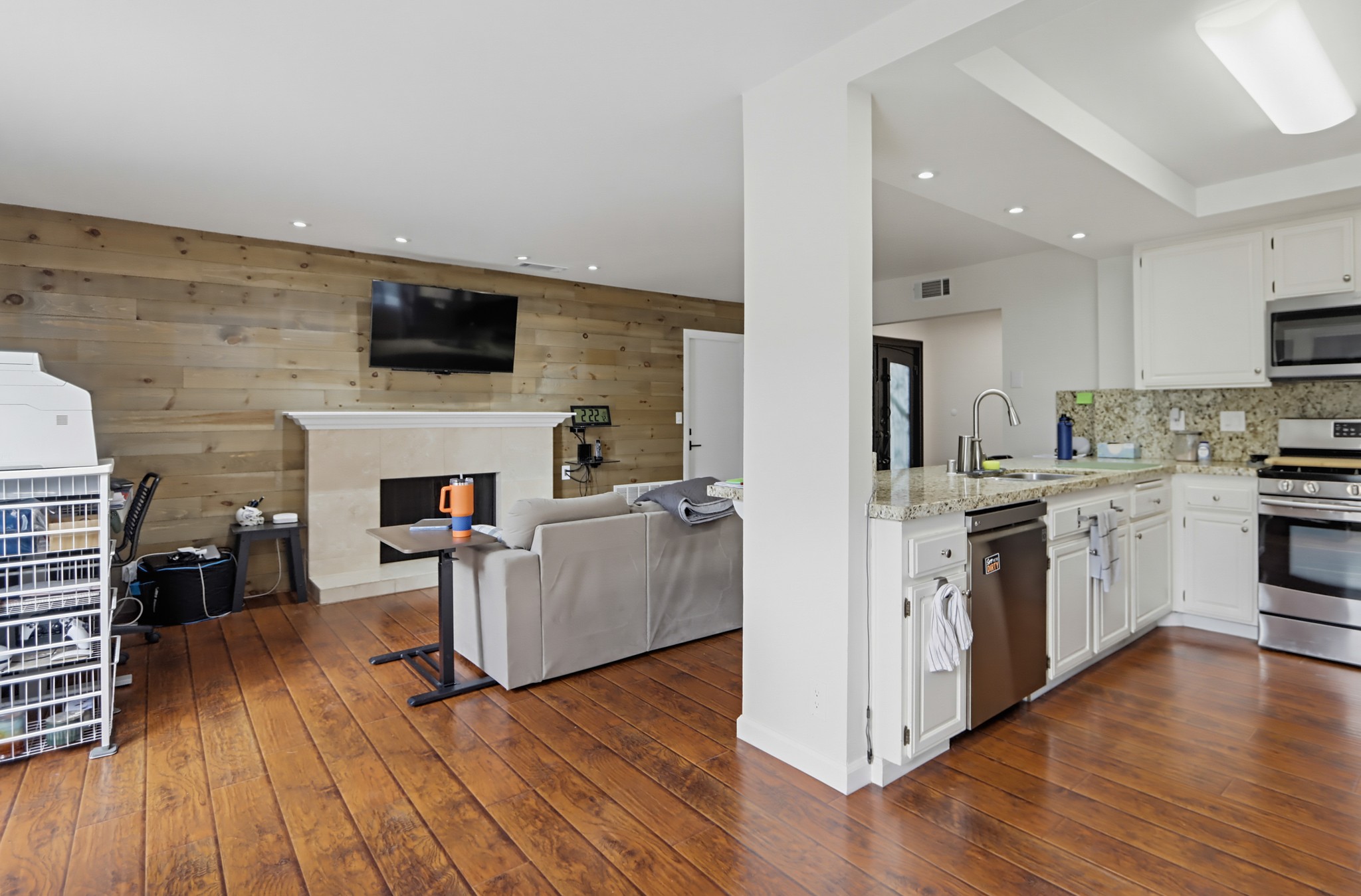 Virtual tour photo 16 of 59 for 376 Camino Elevado