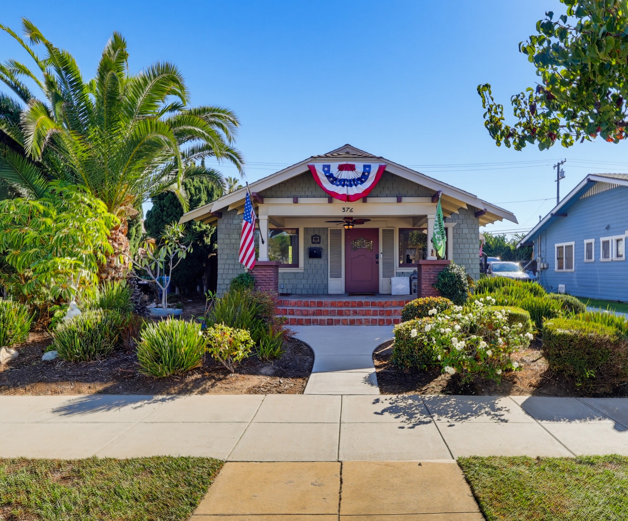 Virtual tour photo 1 of 43 for 376 Orizaba Ave