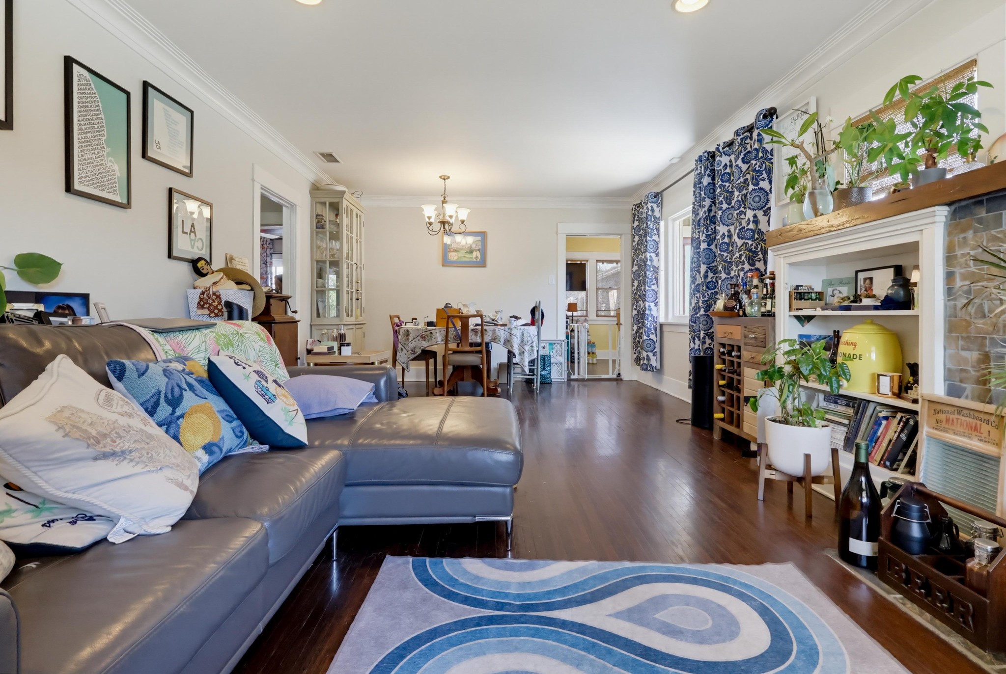 Virtual tour photo 8 of 57 for 376 Orizaba Ave