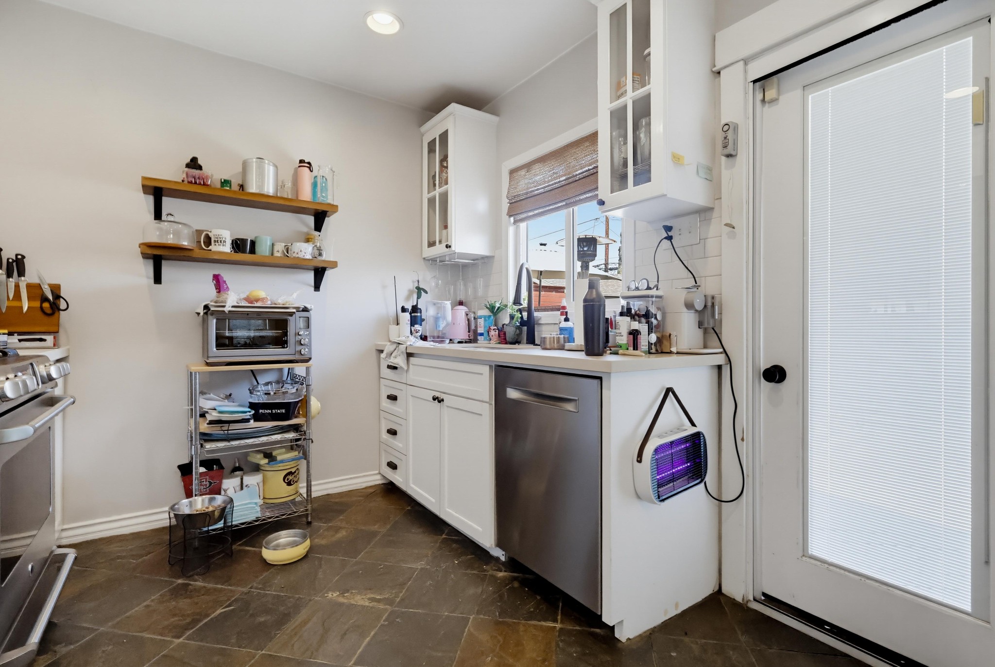 Virtual tour photo 14 of 57 for 376 Orizaba Ave