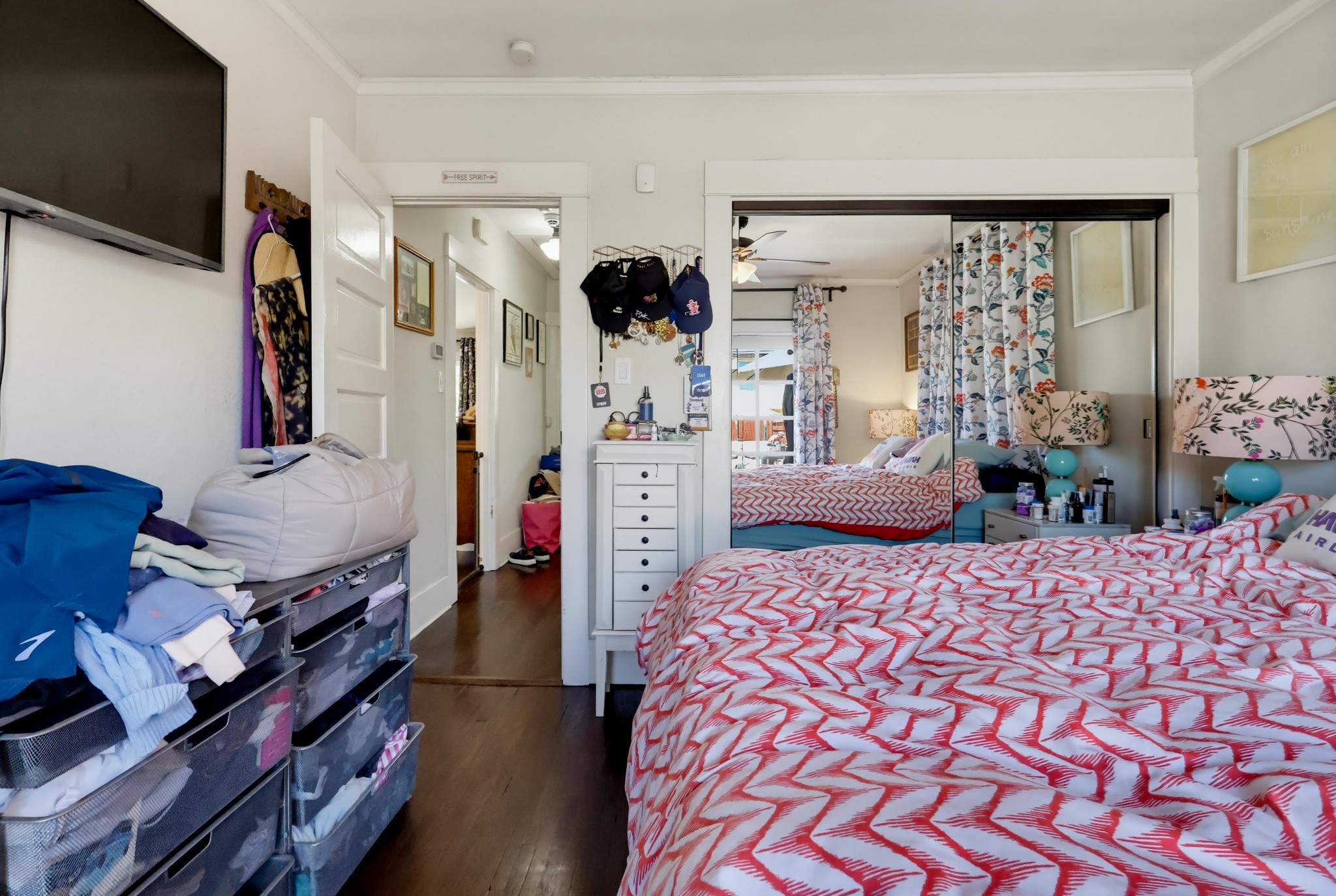 Virtual tour photo 28 of 57 for 376 Orizaba Ave