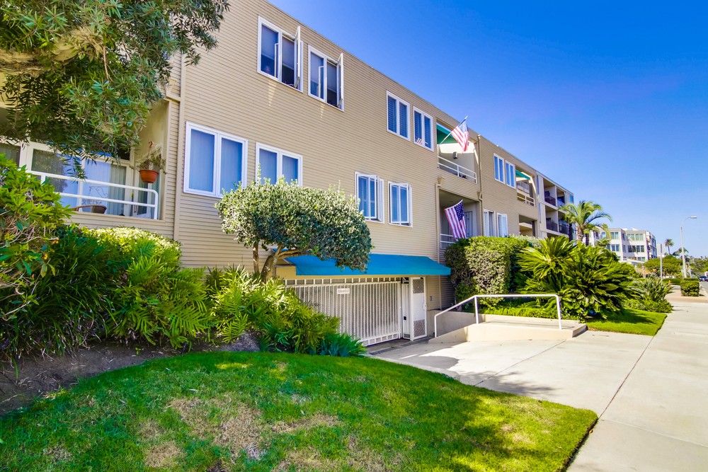 Virtual tour photo 3 of 66 for 376 San Antonio Ave c