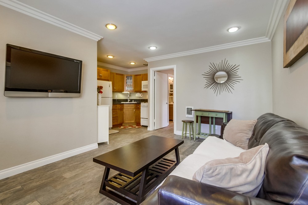 Virtual tour photo 7 of 27 for 3764 Bayside Ln #3
