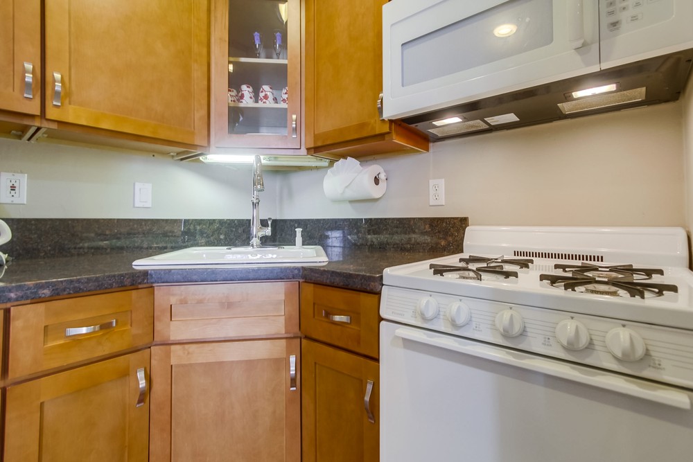 Virtual tour photo 13 of 27 for 3764 Bayside Ln #3