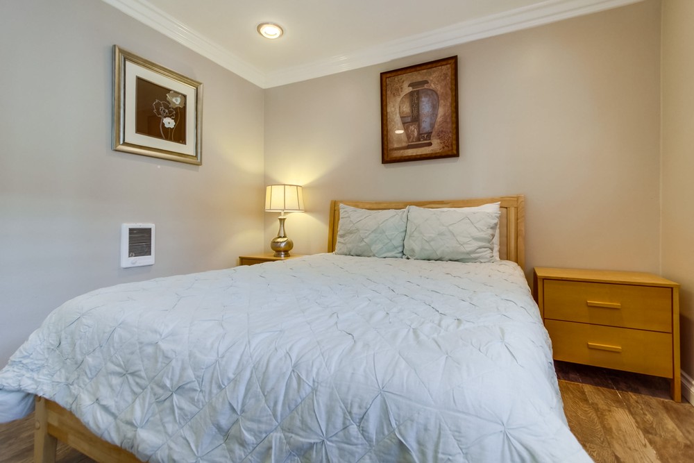 Virtual tour photo 16 of 27 for 3764 Bayside Ln #3