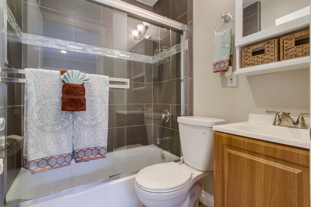 Virtual tour photo 18 of 27 for 3764 Bayside Ln #3
